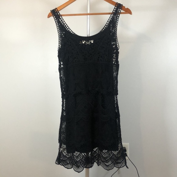 NWT American Eagle XS black crocheted shift dress - Picture 5 of 9